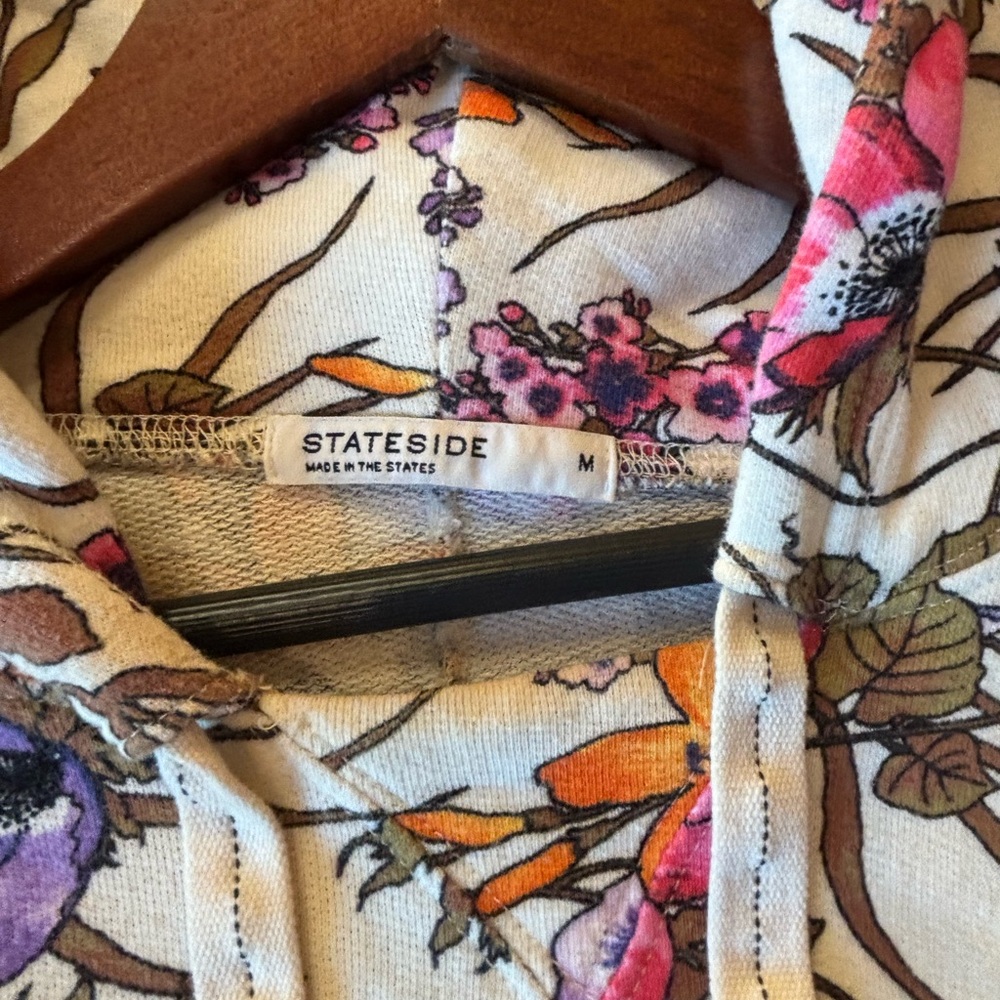 Stateside Floral Top hoodie